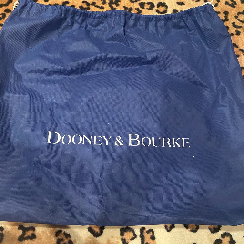 Dooney & Bourke